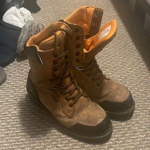 Boots ridgecut